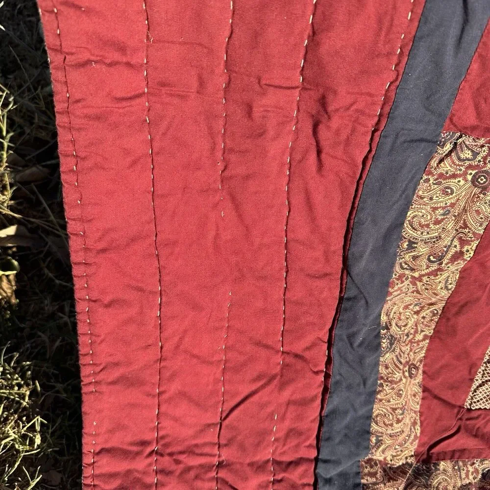 Vintage Hand Stitched Patchwork Quilt Burgundy Classic Log‎ Cabin